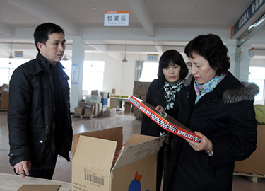 國家質(zhì)檢總局考核驗收專家組抽取浙江新云木業(yè)集團(tuán)有限公司進(jìn)行核查驗證